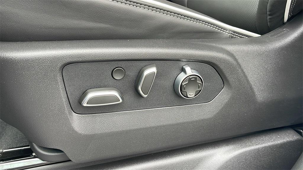 new 2025 GMC Sierra 1500 car, priced at $77,565