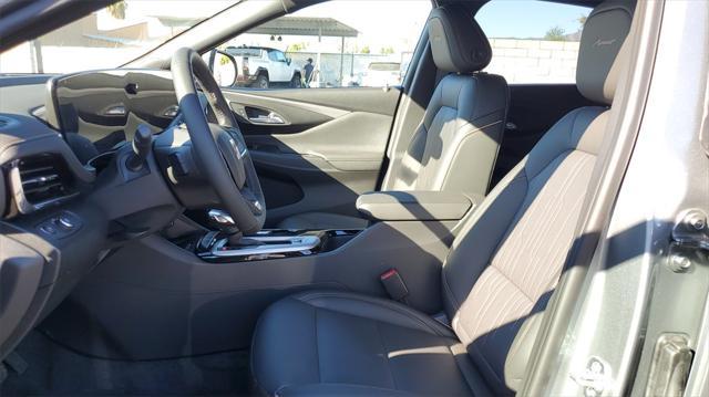 new 2025 Buick Envista car, priced at $30,785