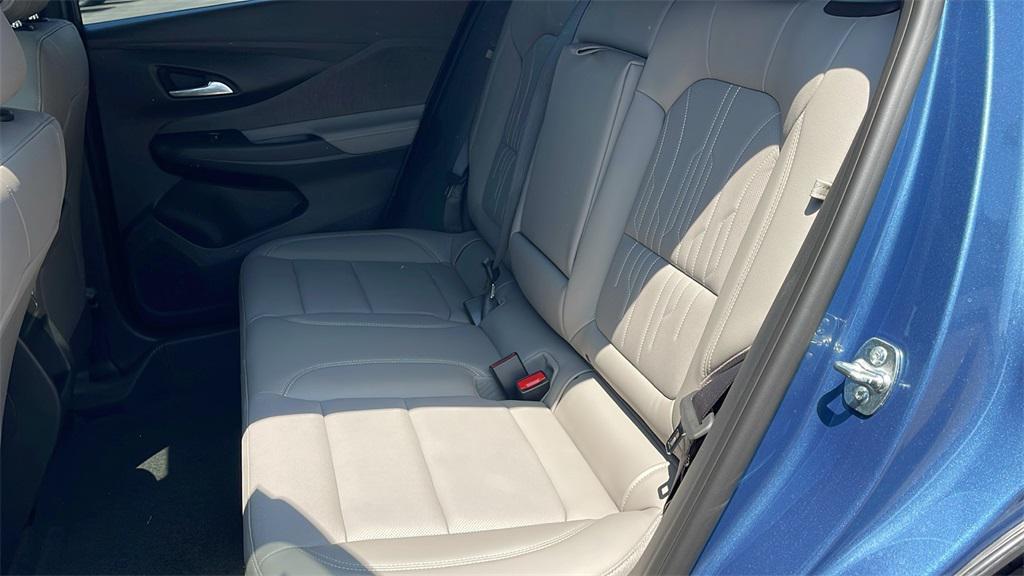 new 2025 Buick Envista car, priced at $30,585