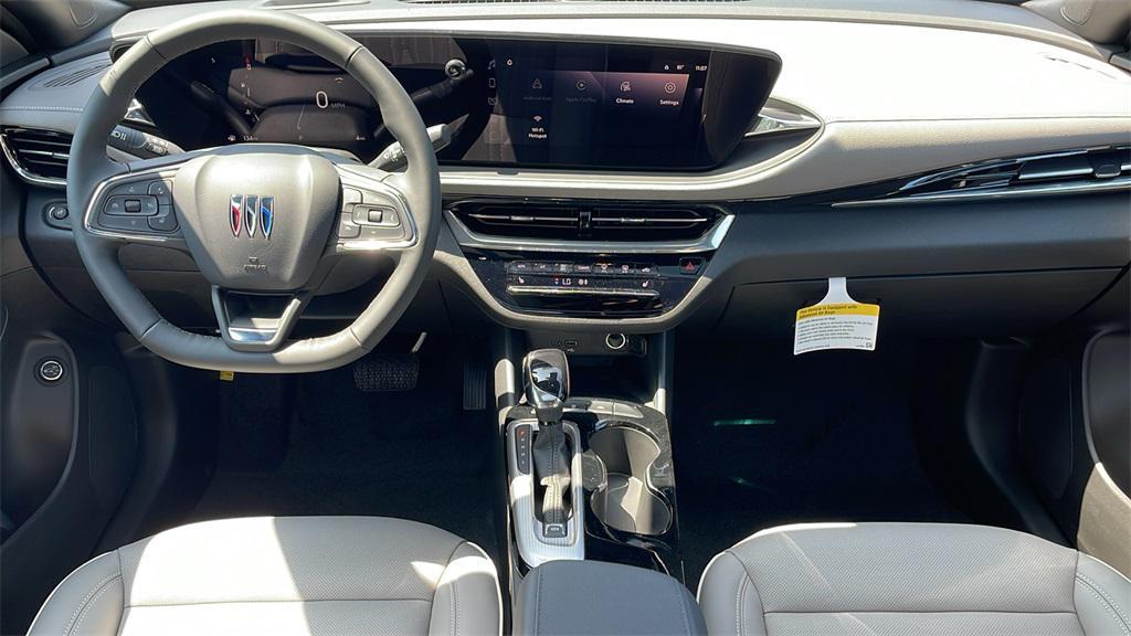 new 2025 Buick Envista car, priced at $30,585