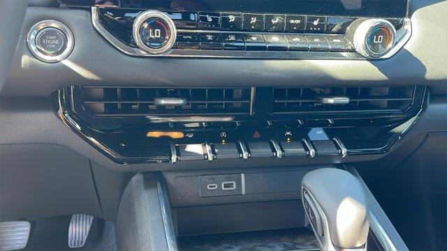 new 2025 GMC Canyon car, priced at $42,655