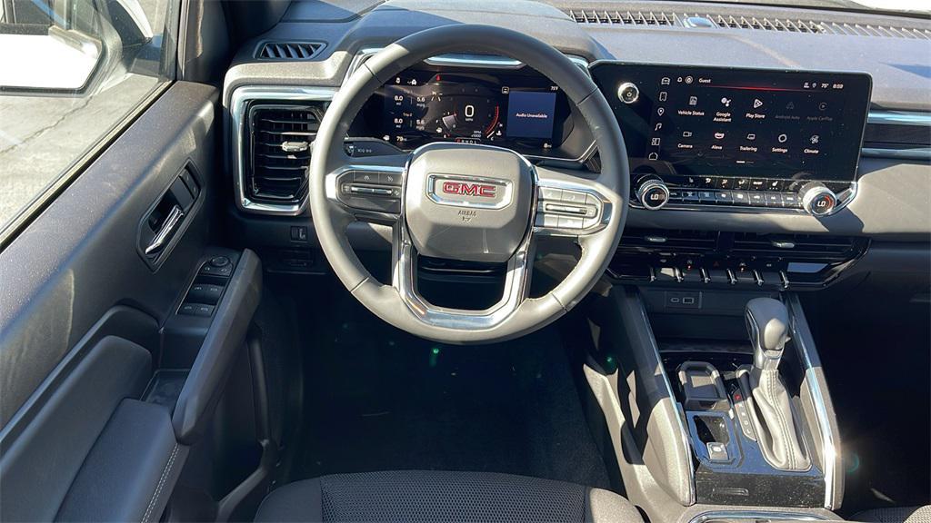 new 2025 GMC Canyon car, priced at $40,995