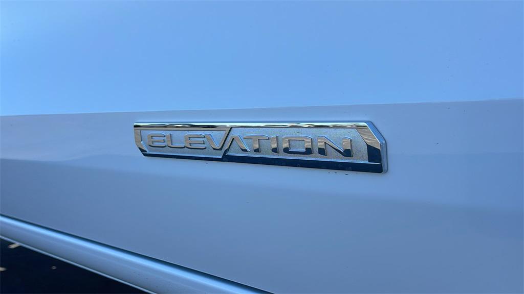 new 2025 GMC Canyon car, priced at $40,995