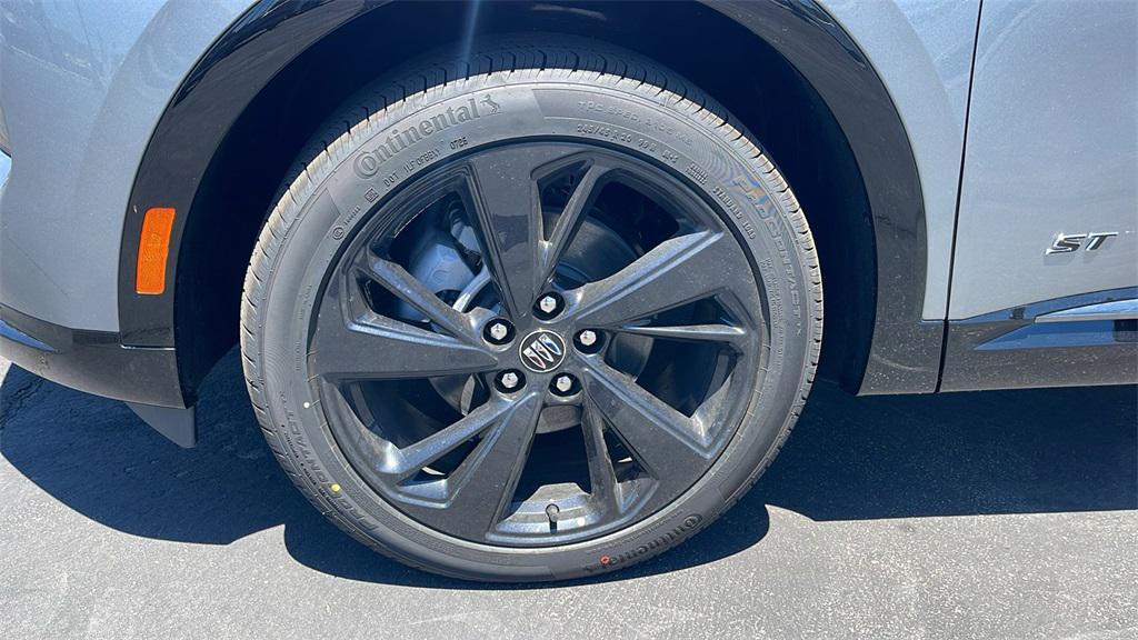 new 2025 Buick Envision car, priced at $41,240