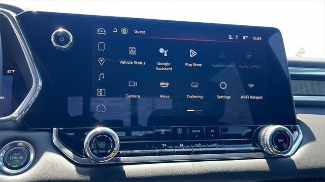 new 2025 GMC Canyon car, priced at $40,095