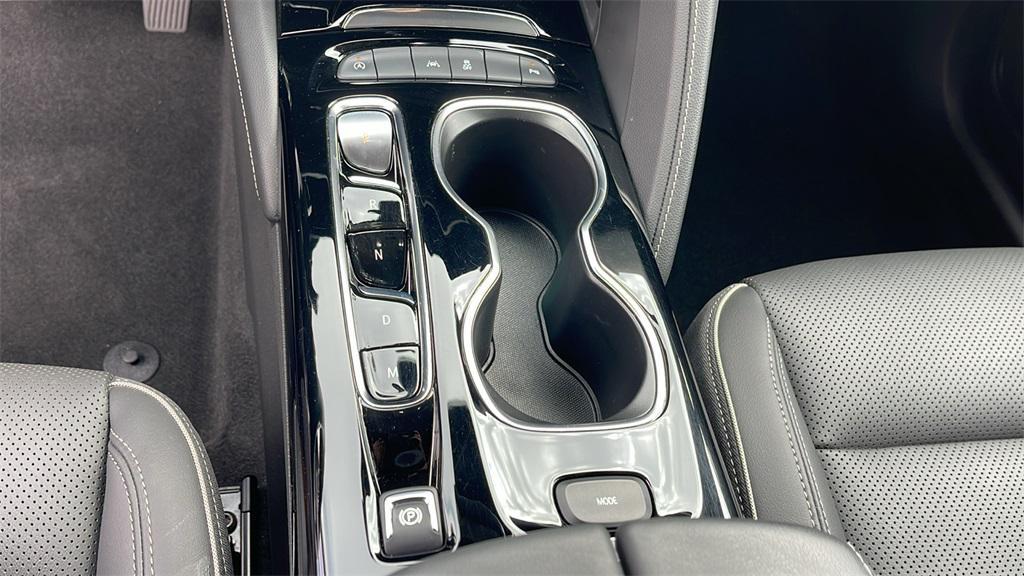 used 2023 Buick Envision car, priced at $26,495