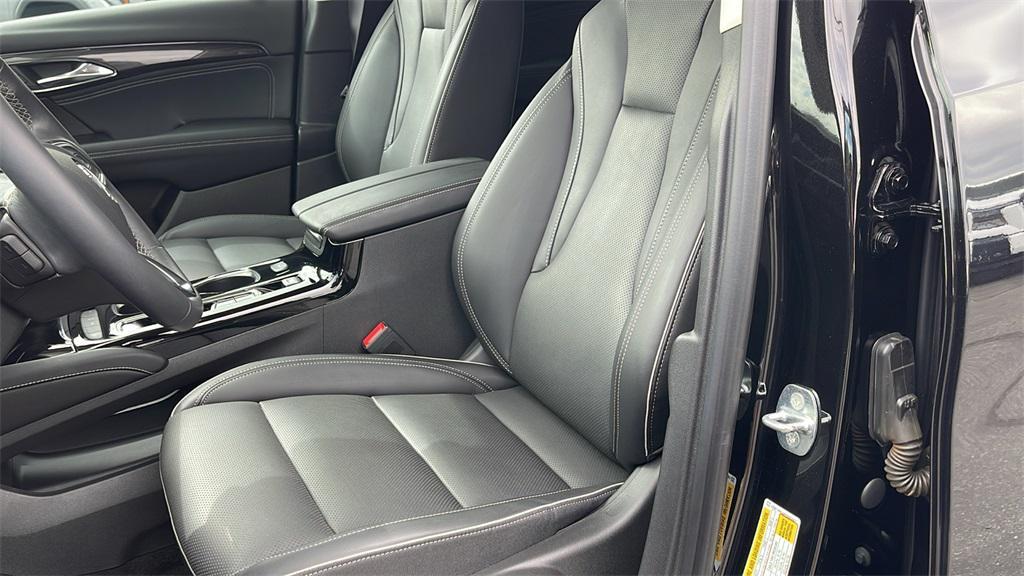 used 2023 Buick Envision car, priced at $26,495