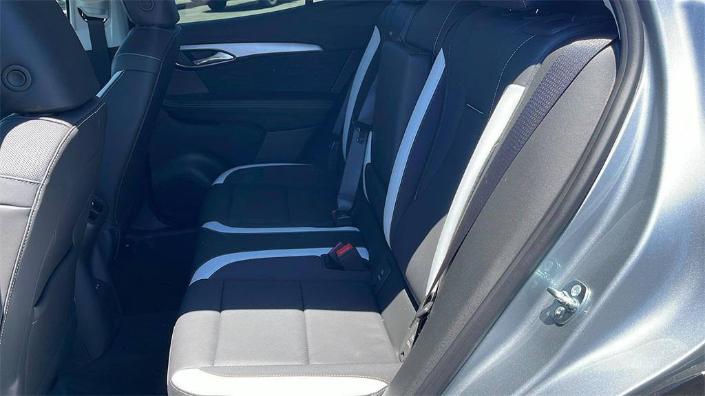new 2025 Buick Envision car, priced at $40,995