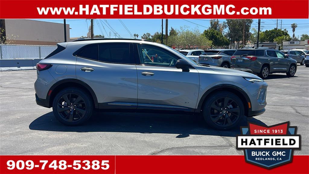 new 2025 Buick Envision car, priced at $40,995