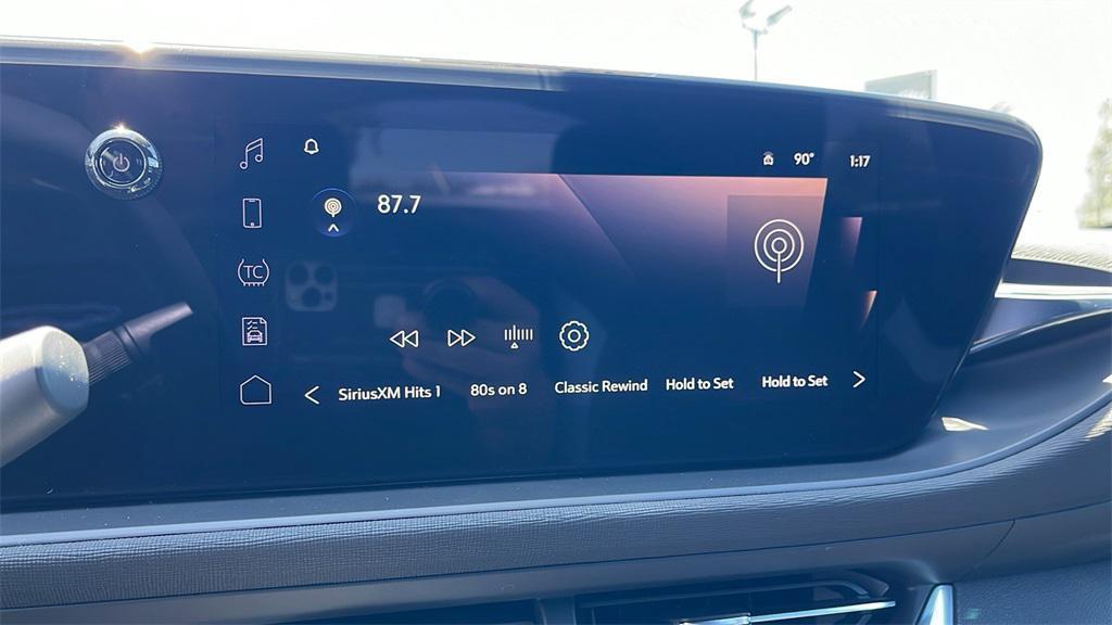 new 2025 Buick Envista car, priced at $27,280