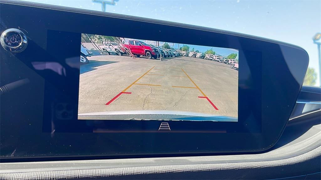 new 2025 Buick Envista car, priced at $23,995