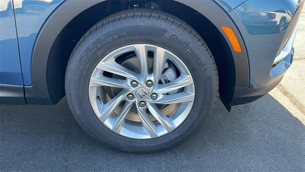 new 2025 Buick Envista car, priced at $23,995