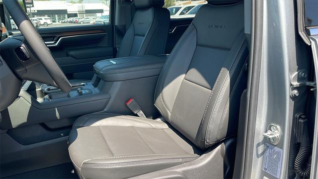 new 2025 GMC Sierra 2500 car, priced at $86,995