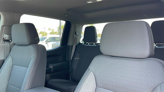 new 2025 GMC Sierra 1500 car, priced at $42,995