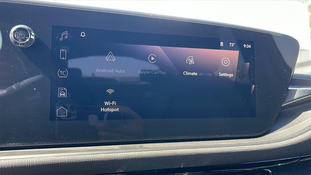 new 2025 Buick Envista car, priced at $29,570
