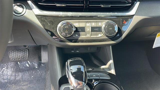 new 2025 Buick Envista car, priced at $29,570