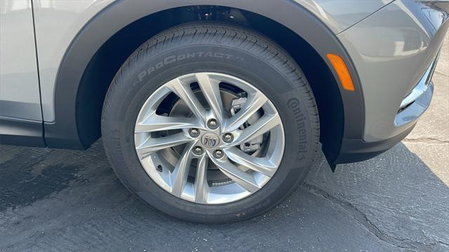new 2025 Buick Envista car, priced at $26,185