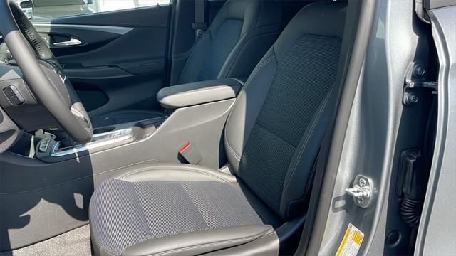 new 2025 Buick Envista car, priced at $26,185