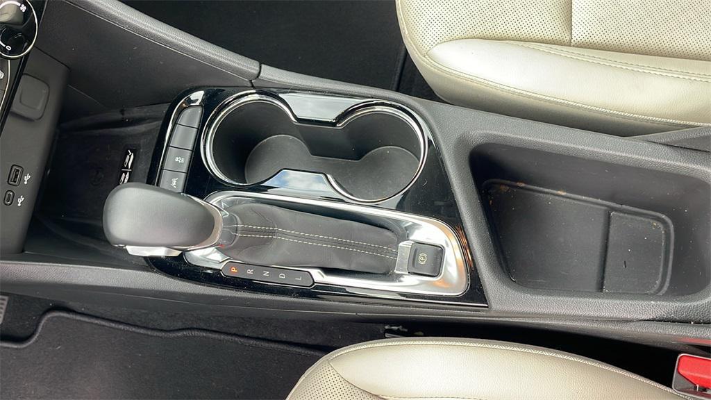 used 2025 Buick Encore GX car, priced at $29,995