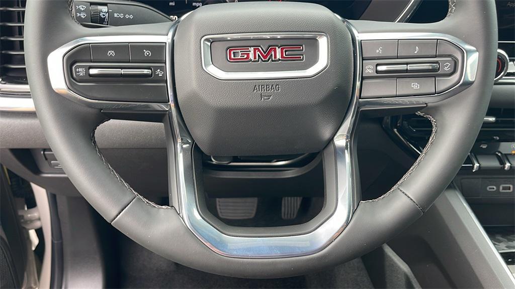 new 2026 GMC Canyon car, priced at $44,050