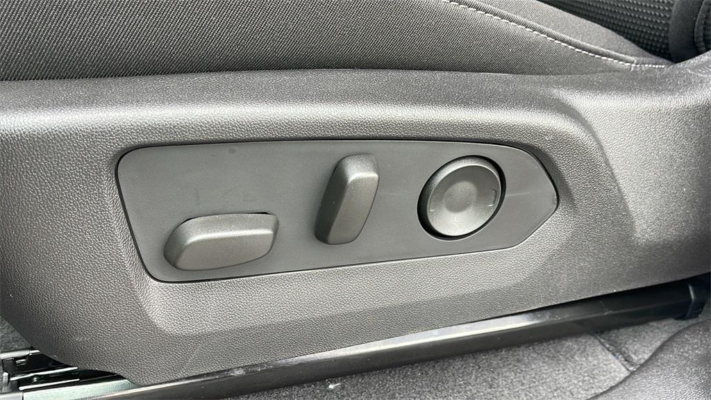 new 2026 GMC Canyon car, priced at $44,050