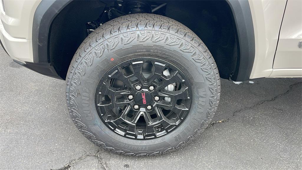 new 2026 GMC Canyon car, priced at $44,050