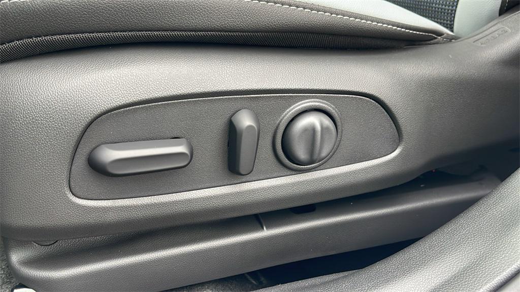 new 2026 Buick Envista car, priced at $26,990