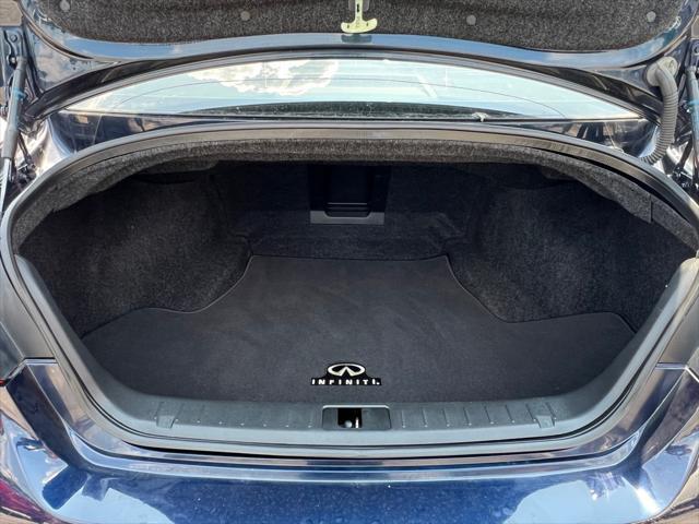 used 2015 INFINITI Q70L car, priced at $8,995