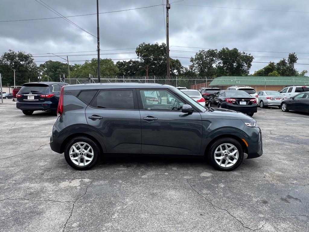 used 2021 Kia Soul car, priced at $11,995