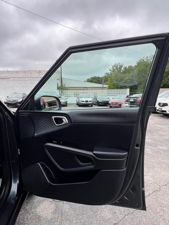 used 2021 Kia Soul car, priced at $11,995