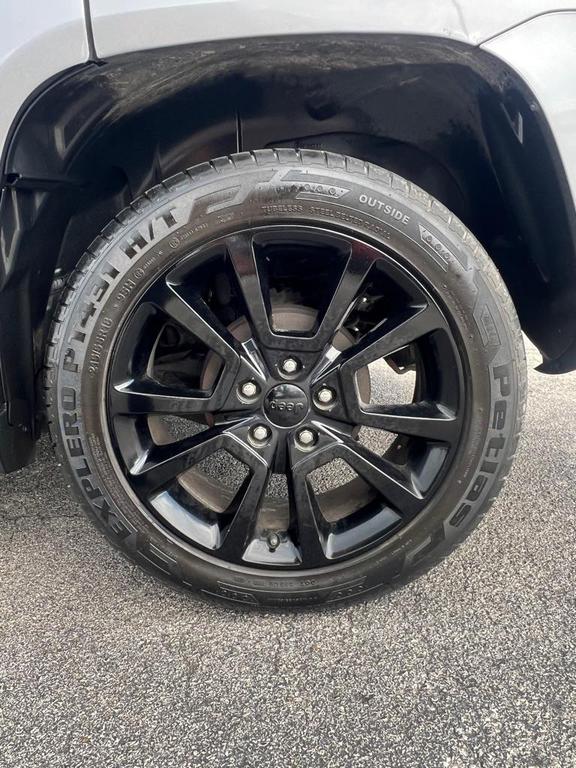 used 2015 Jeep Compass car, priced at $6,995
