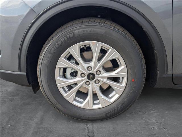 new 2025 Ford Escape car, priced at $29,390