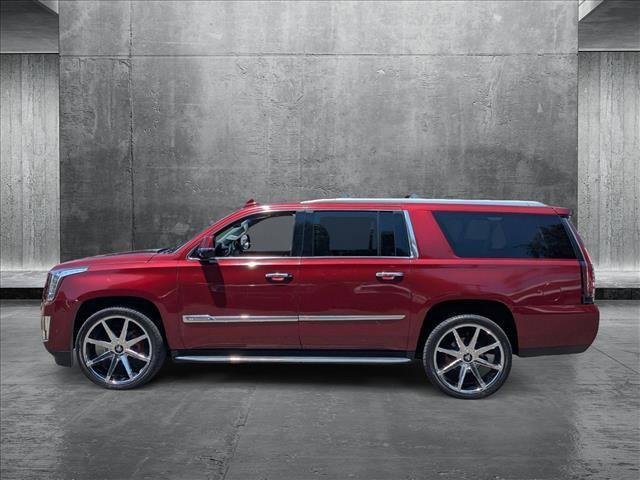 used 2017 Cadillac Escalade ESV car, priced at $25,301