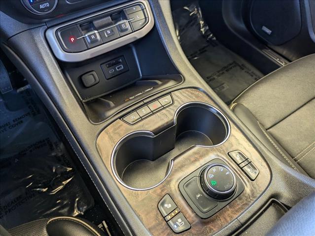 used 2023 GMC Acadia car, priced at $29,998