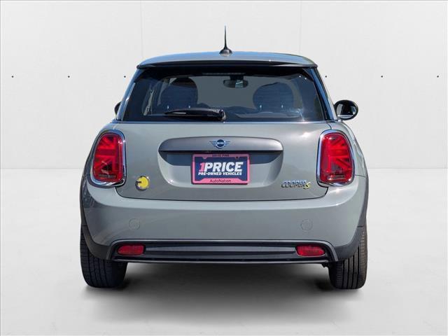 used 2021 MINI SE Hardtop car, priced at $16,998