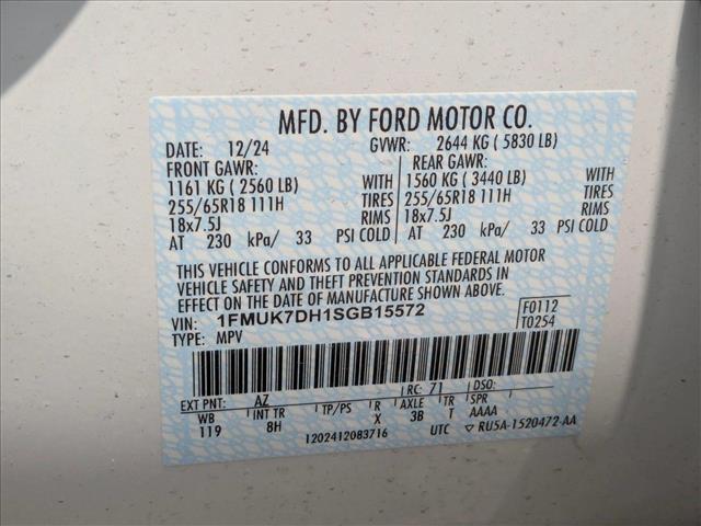 new 2025 Ford Explorer car, priced at $40,671