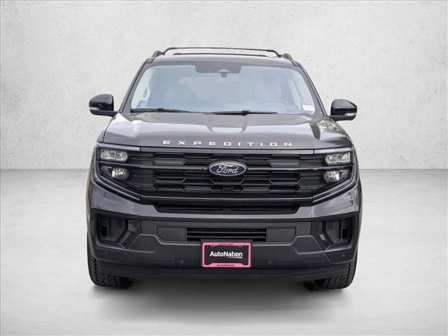 new 2025 Ford Expedition car, priced at $73,280