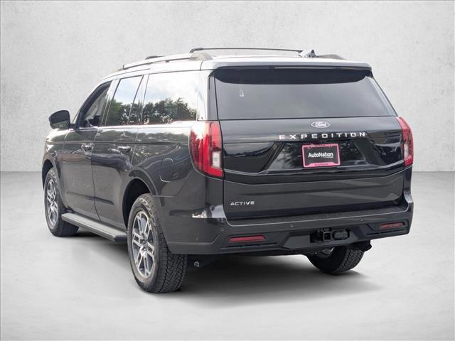 new 2025 Ford Expedition car, priced at $73,280