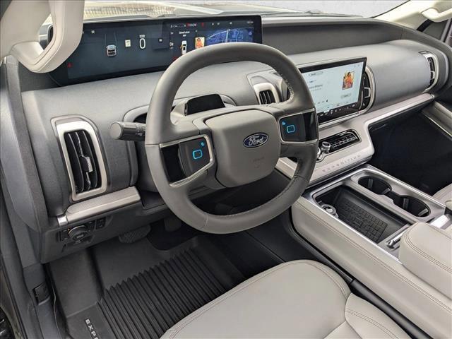 new 2025 Ford Expedition car, priced at $73,280