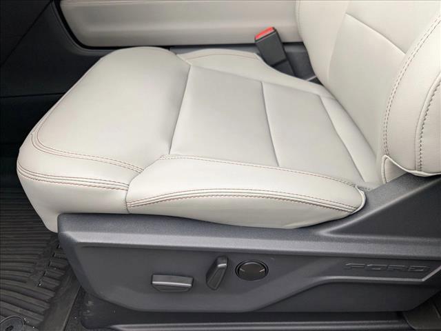 new 2025 Ford Expedition car, priced at $73,280