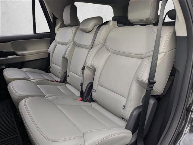 new 2025 Ford Expedition car, priced at $73,280