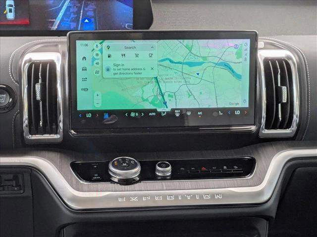 new 2025 Ford Expedition car, priced at $90,990