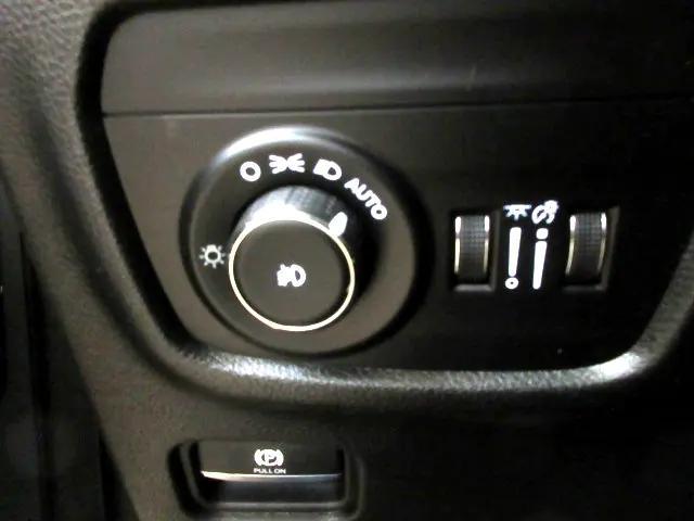 used 2022 Jeep Grand Cherokee L car, priced at $31,981