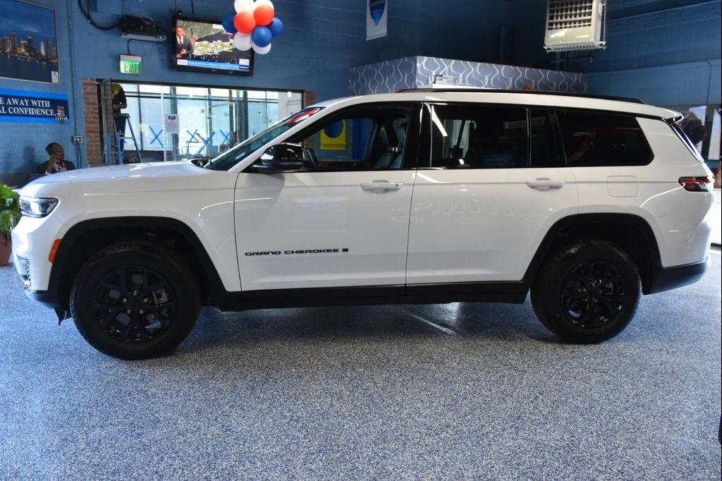 used 2024 Jeep Grand Cherokee L car, priced at $31,981