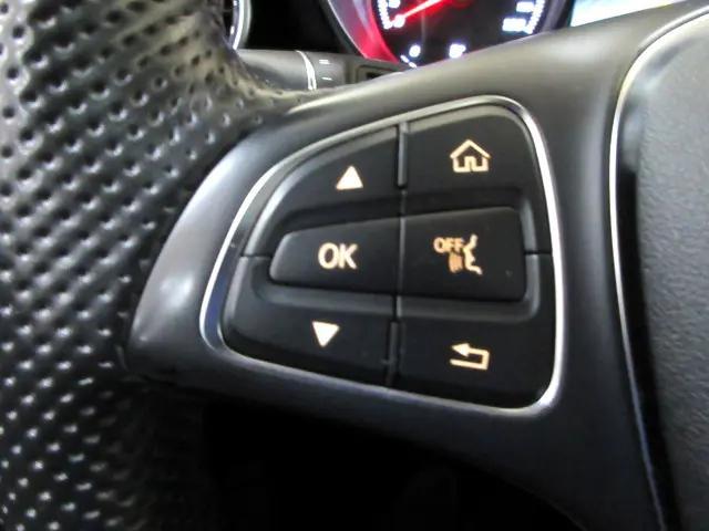 used 2019 Mercedes-Benz GLC 300 car, priced at $19,981