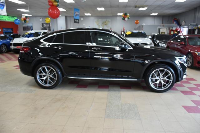 used 2021 Mercedes-Benz GLC 300 car