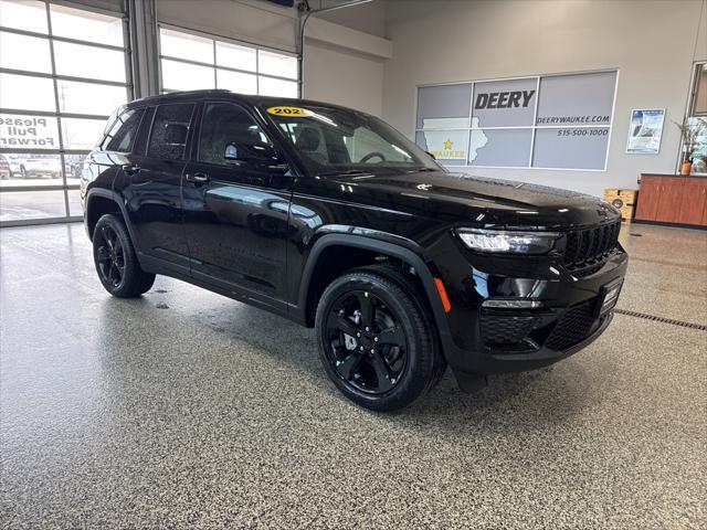 new 2025 Jeep Grand Cherokee car, priced at $44,756