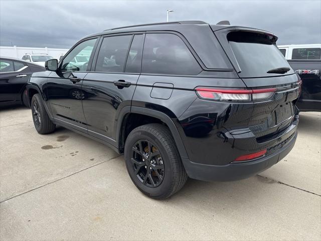 used 2024 Jeep Grand Cherokee car, priced at $35,841