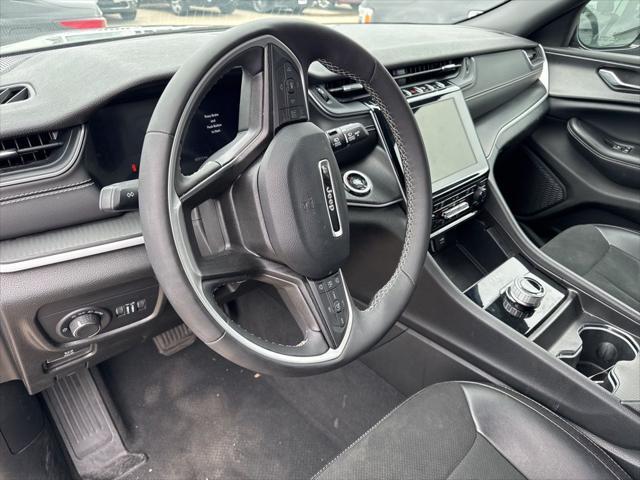 used 2024 Jeep Grand Cherokee car, priced at $35,841