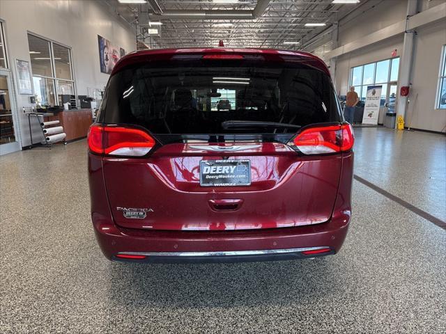 used 2019 Chrysler Pacifica car, priced at $17,377